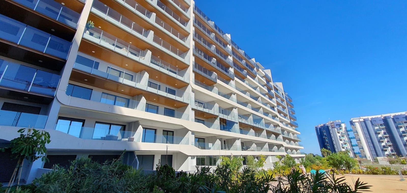 Apartamento de 2 habitaciones en Punta Prima en venta con piscina garaje - 373.000 € (Ref: 10095744)