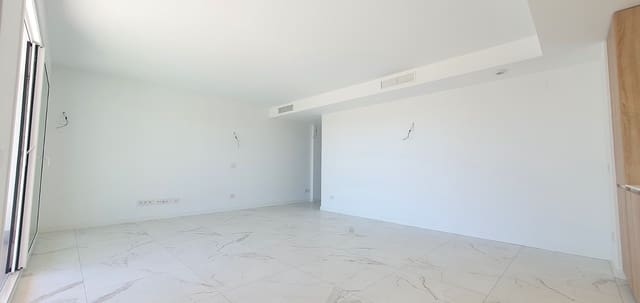2 slaapkamer Appartement te koop in Punta Prima, Torrevieja met zwembad garage - € 373.000 (Ref: 10097283)