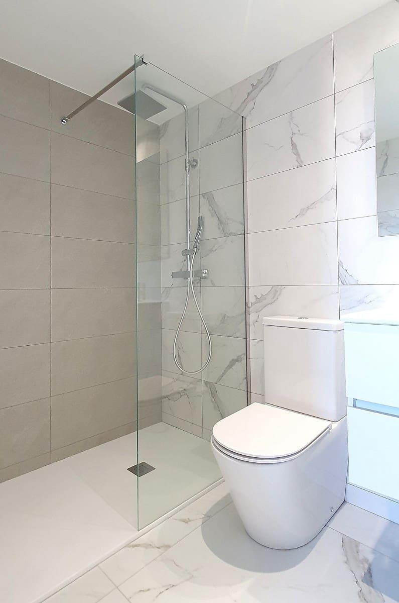 2 slaapkamer Appartement te koop in Punta Prima met zwembad garage - € 373.000 (Ref: 10097283)