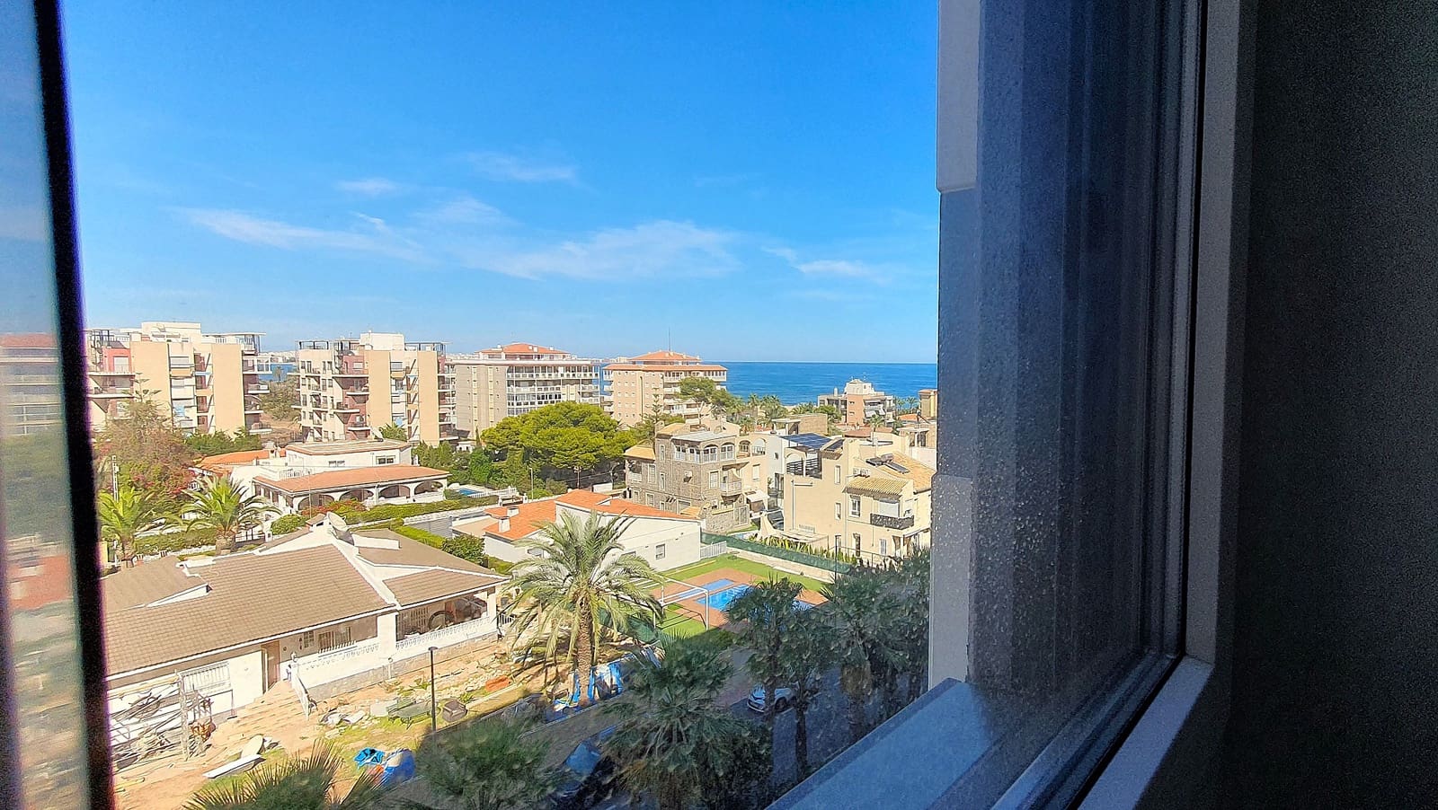 2 slaapkamer Appartement te koop in Punta Prima met zwembad garage - € 373.000 (Ref: 10097283)