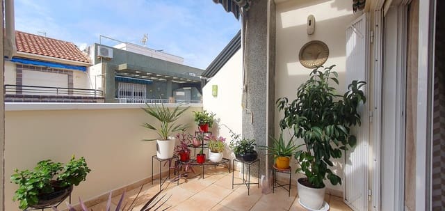 Ático de 2 habitaciones en Playa de los Locos, Torrevieja en venta - 185.000 € (Ref: 10127334)