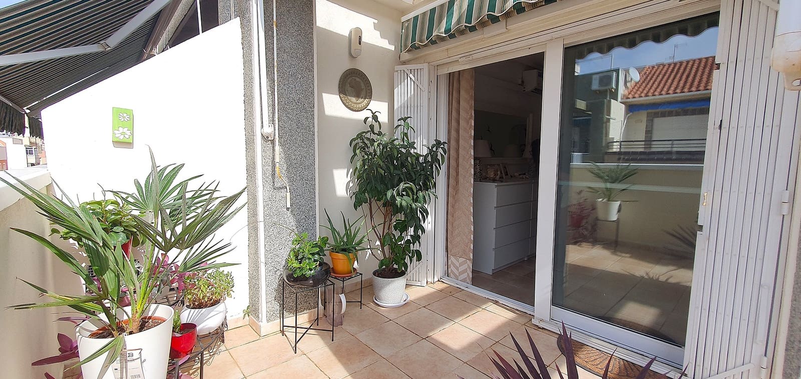 Ático de 2 habitaciones en Torrevieja en venta - 185.000 € (Ref: 10127334)