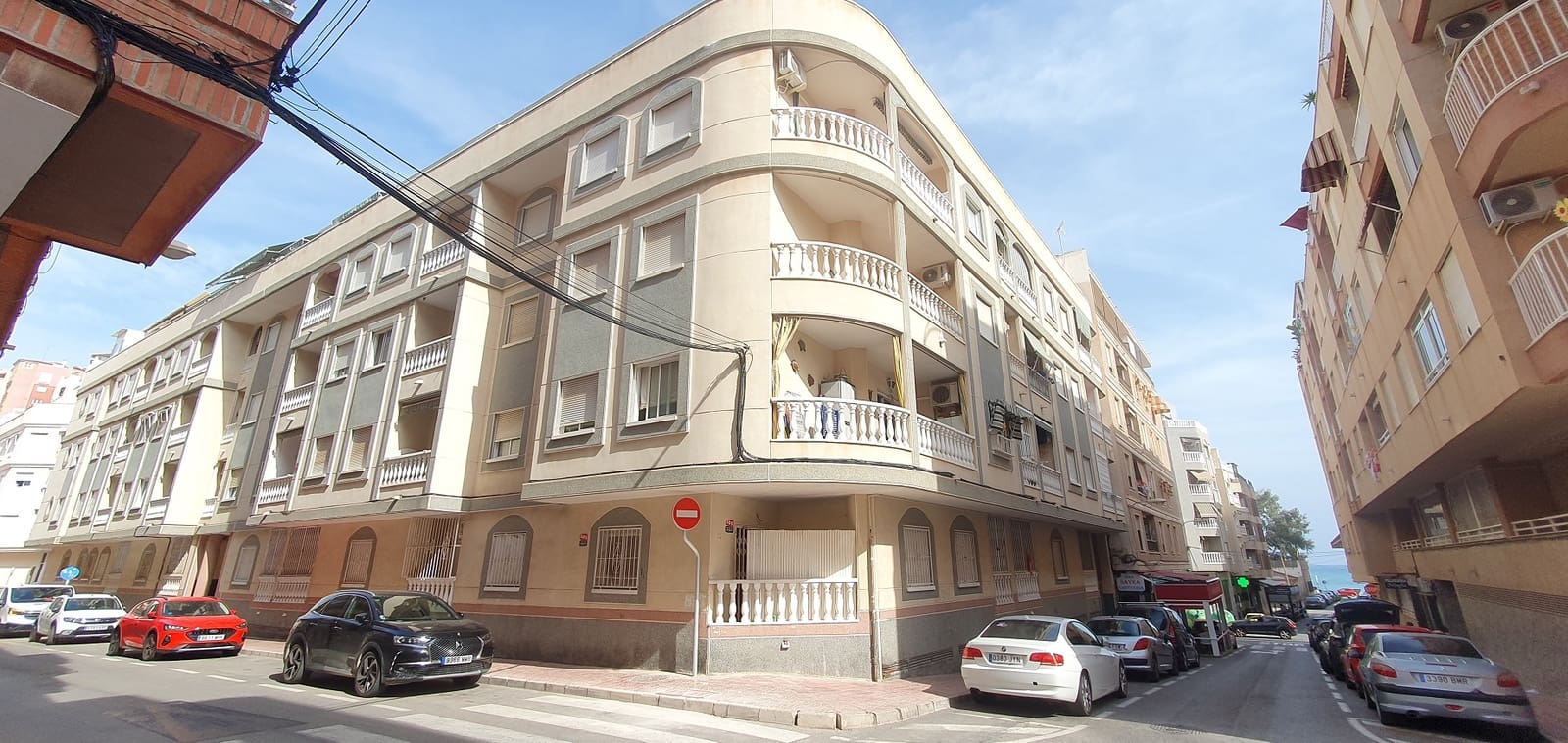Ático de 2 habitaciones en Torrevieja en venta - 185.000 € (Ref: 10127334)
