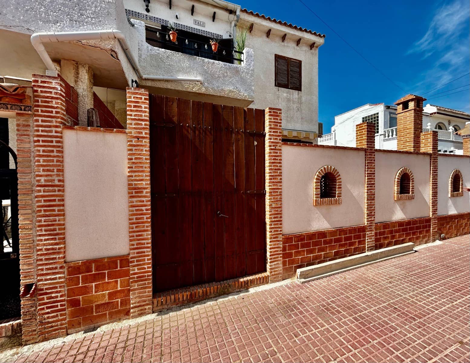 3 bedroom Bungalow for sale in Torrevieja with pool - € 189,000 (Ref: 8989954)