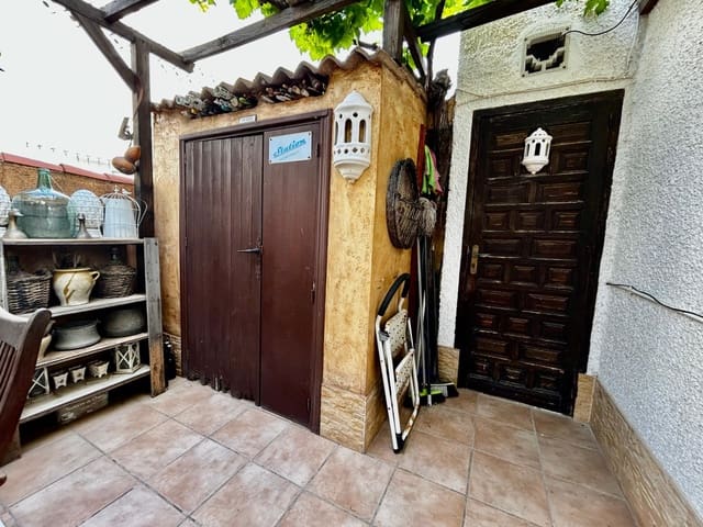 3 bedroom Bungalow for sale in Los Frutales, Torrevieja with pool - € 189,000 (Ref: 8989954)