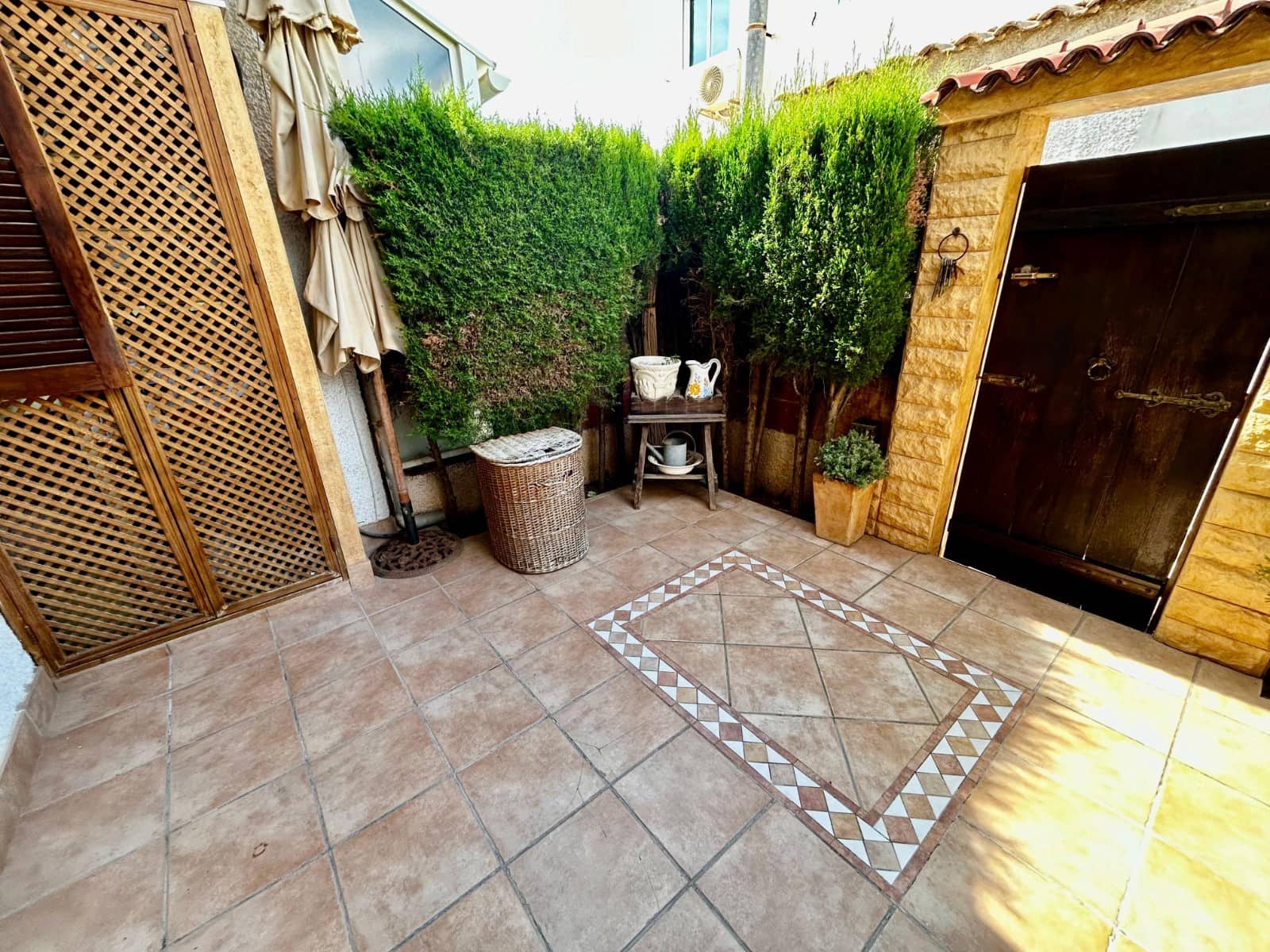 3 bedroom Bungalow for sale in Torrevieja with pool - € 189,000 (Ref: 8989954)