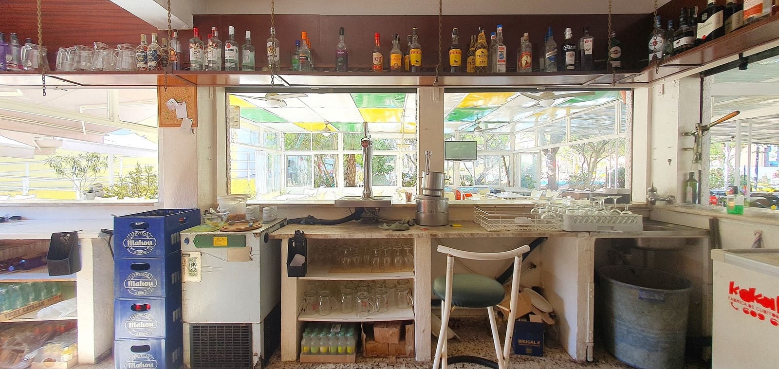 Business for sale in Guardamar del Segura with pool garage - € 850,000 (Ref: 9170660)