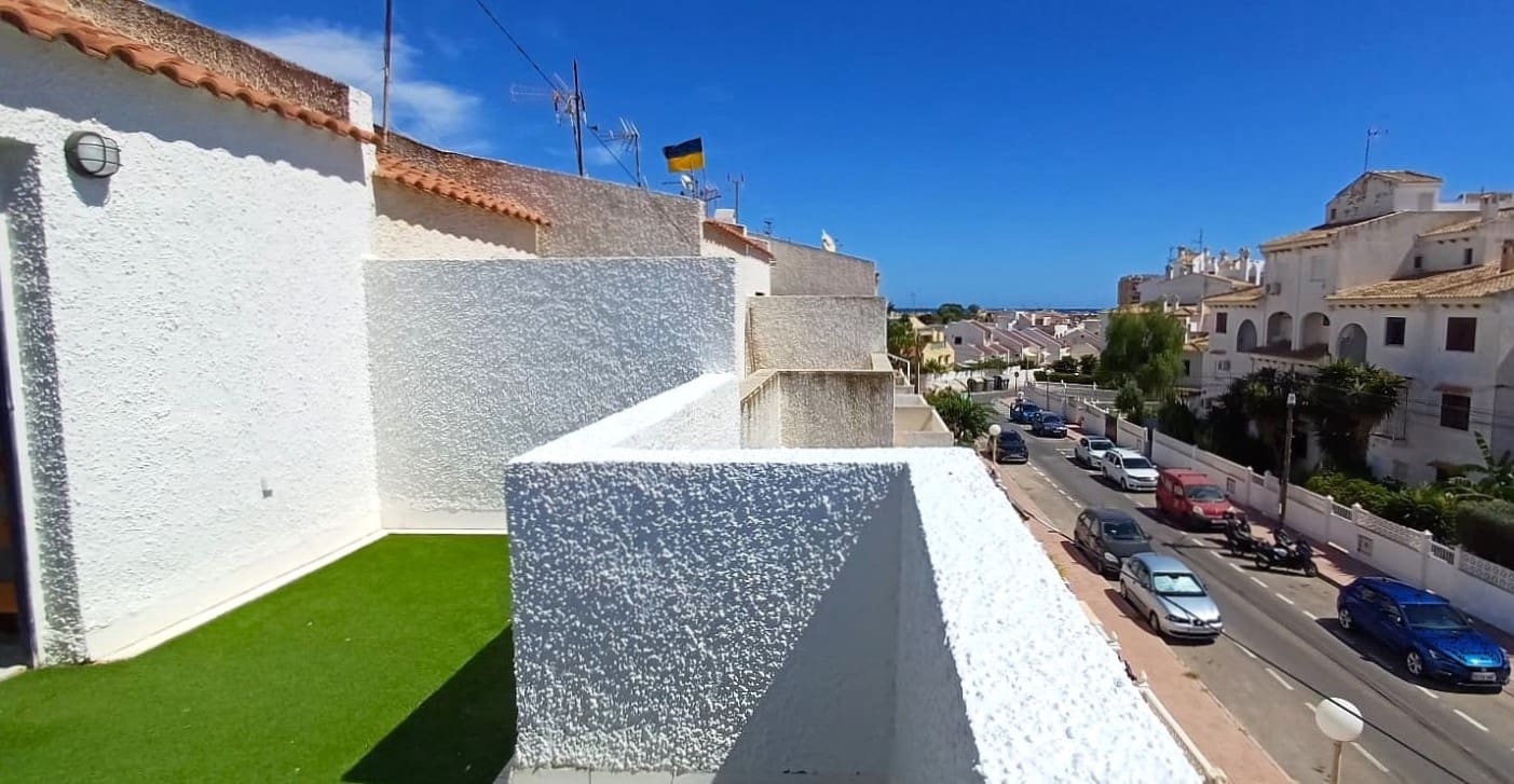 2 sypialnia Dom na sprzedaż w Torrevieja z basenem - 179 990 € (Ref: 9210507)
