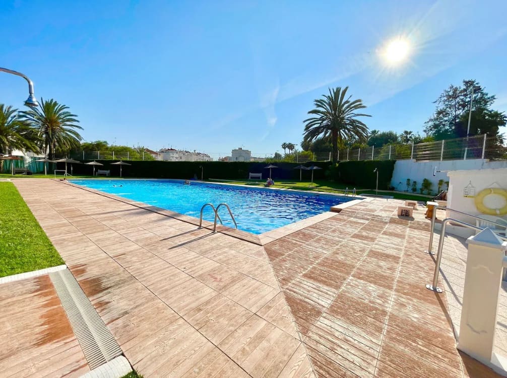 2 chambre Maison de Ville à vendre à Torrevieja avec piscine - 159 990 € (Ref: 9210507)