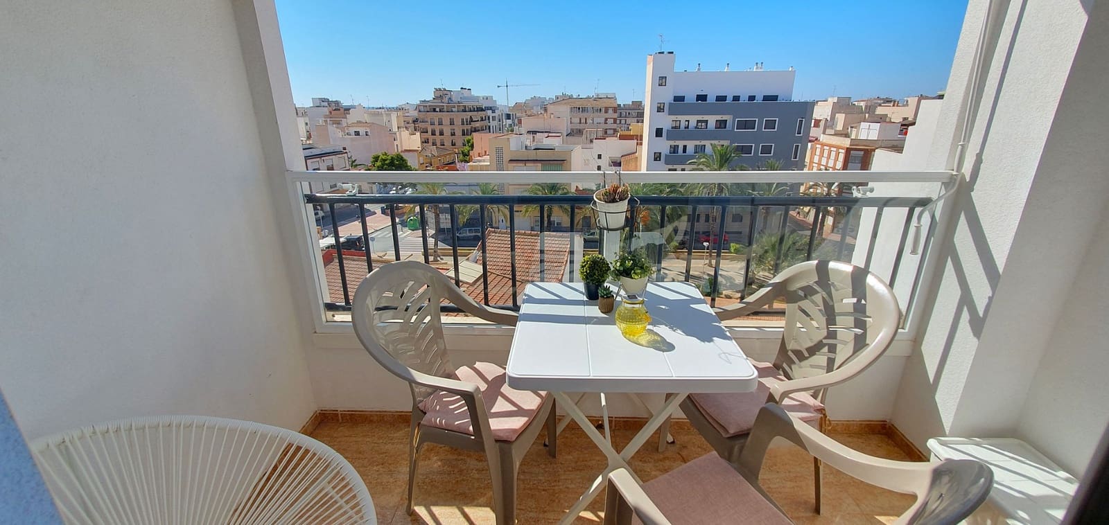 2 quarto Apartamento para venda em Torrevieja com piscina - 160 000 € (Ref: 9221875)