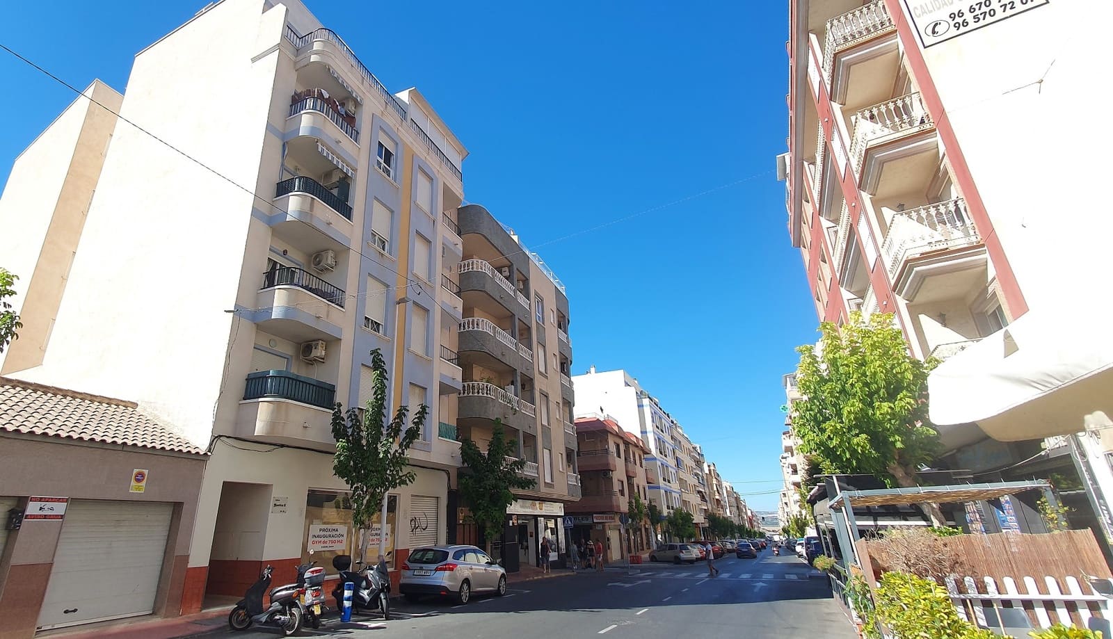 2 quarto Apartamento para venda em Torrevieja com piscina - 160 000 € (Ref: 9221875)