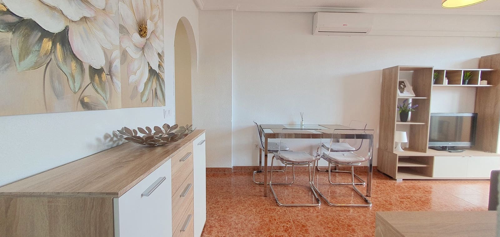 2 soverom Penthouse til salgs i Torrevieja med svømmebasseng - € 150 000 (Ref: 9235770)