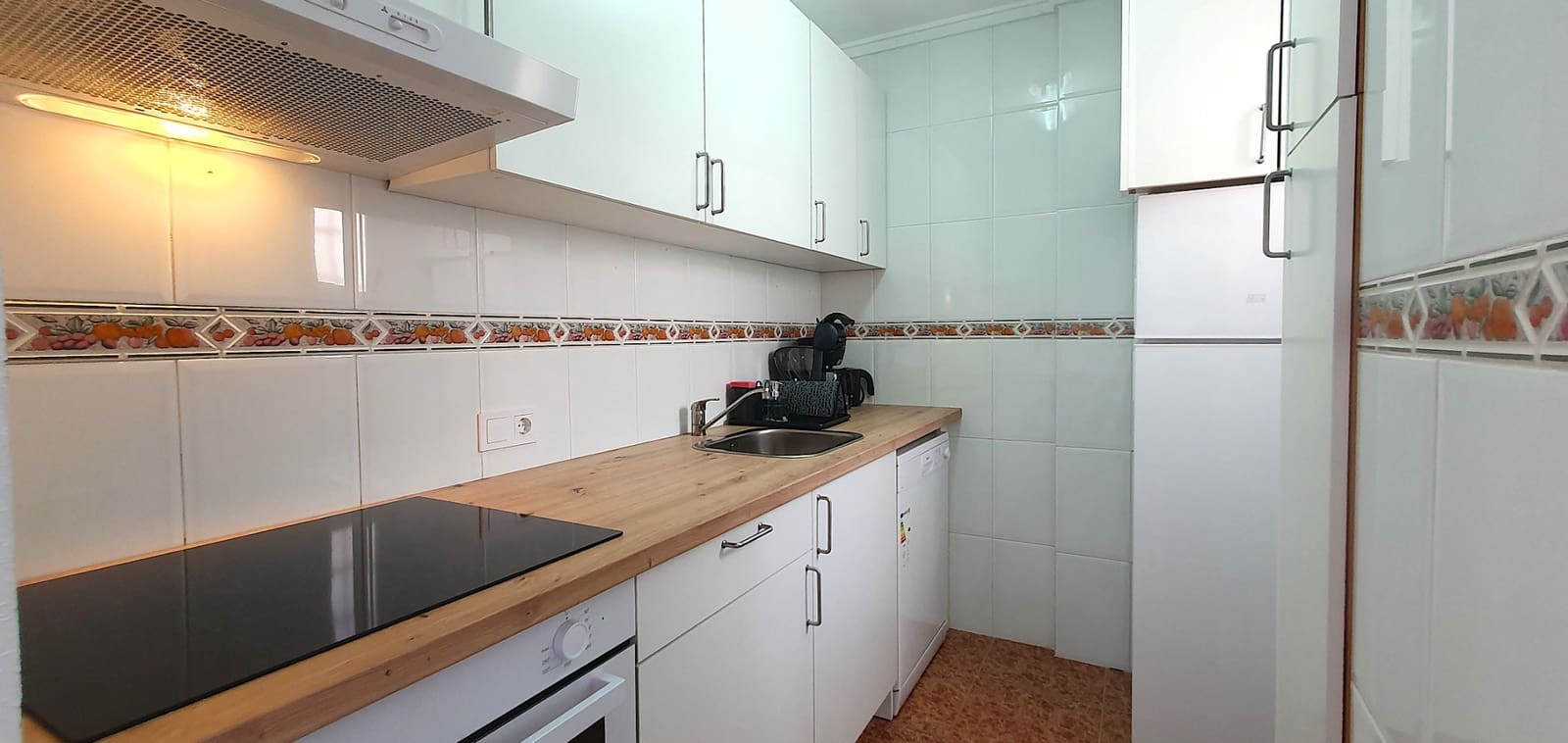 2 soverom Penthouse til salgs i Torrevieja med svømmebasseng - € 150 000 (Ref: 9235770)