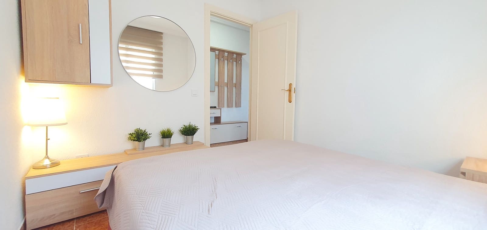 2 soverom Penthouse til salgs i Torrevieja med svømmebasseng - € 150 000 (Ref: 9235770)