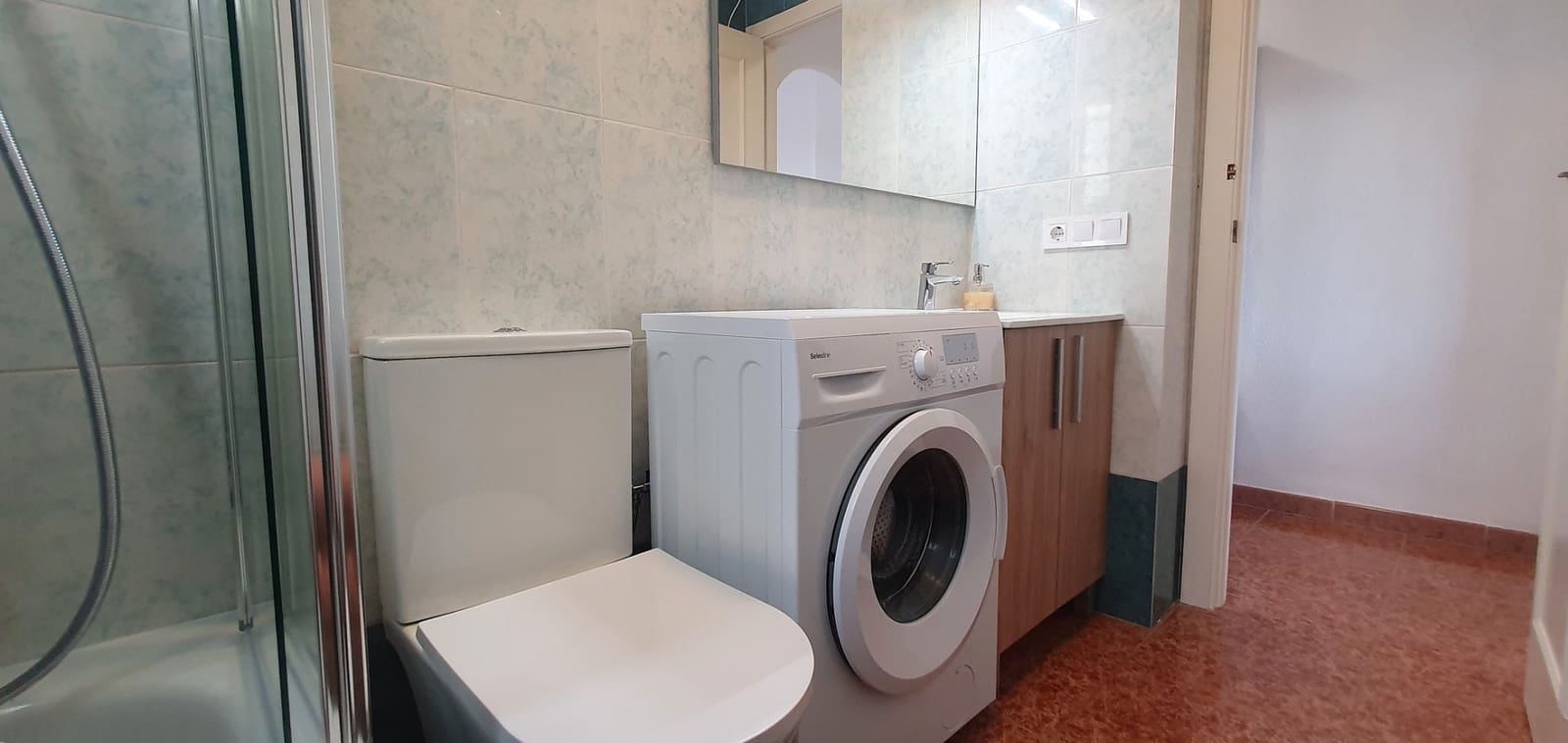 2 soverom Penthouse til salgs i Torrevieja med svømmebasseng - € 150 000 (Ref: 9235770)