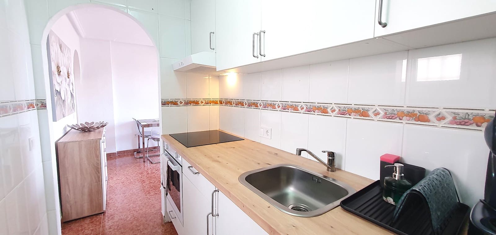 2 soverom Penthouse til salgs i Torrevieja med svømmebasseng - € 150 000 (Ref: 9235770)