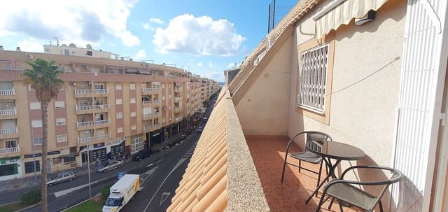 2 soverom Penthouse til salgs i Parque de las Naciones, Torrevieja med svømmebasseng - € 150 000 (Ref: 9235770)