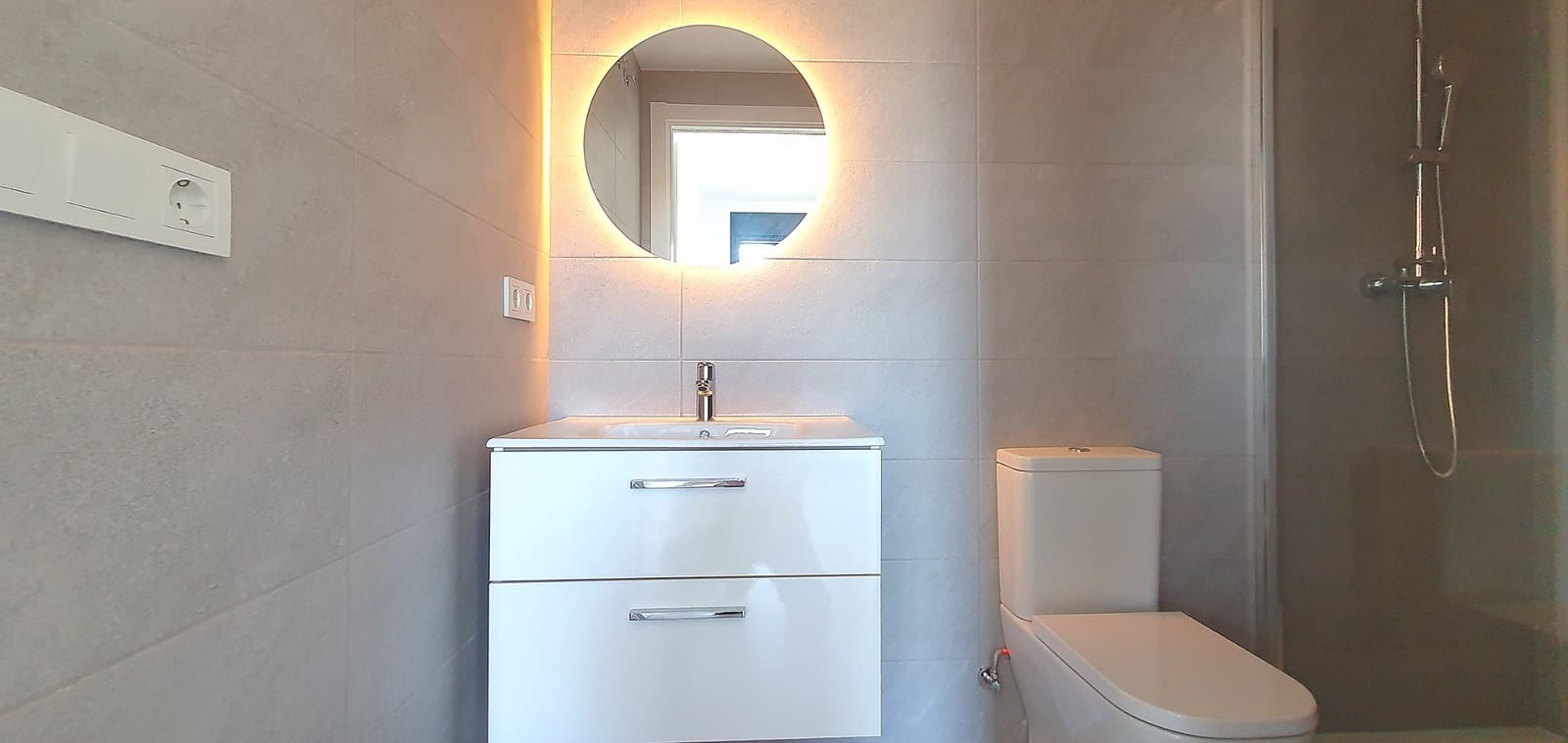 2 soverom Leilighet til salgs i Aguas Nuevas med svømmebasseng garasje - € 365 000 (Ref: 9237965)