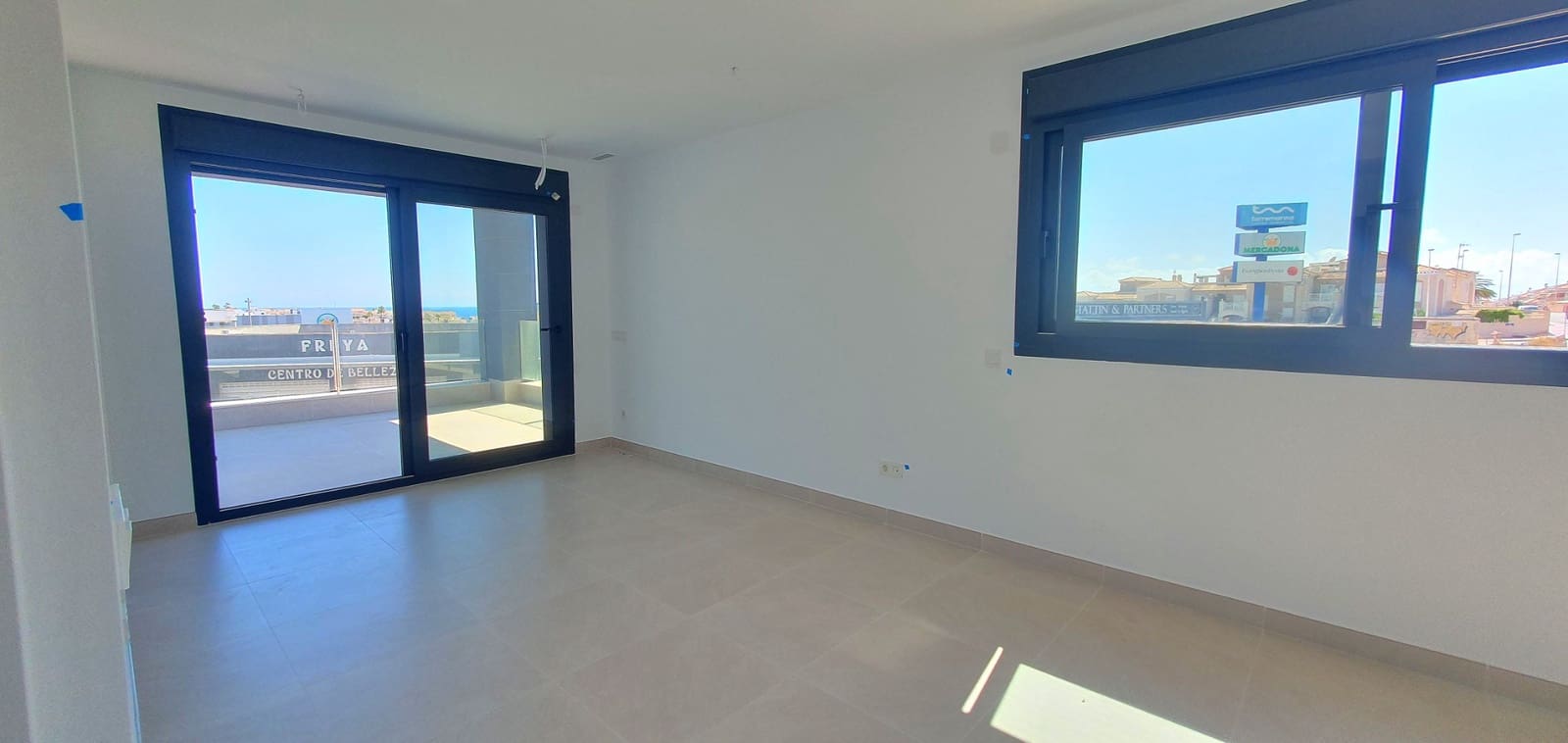 2 soverom Leilighet til salgs i Aguas Nuevas med svømmebasseng garasje - € 365 000 (Ref: 9237965)