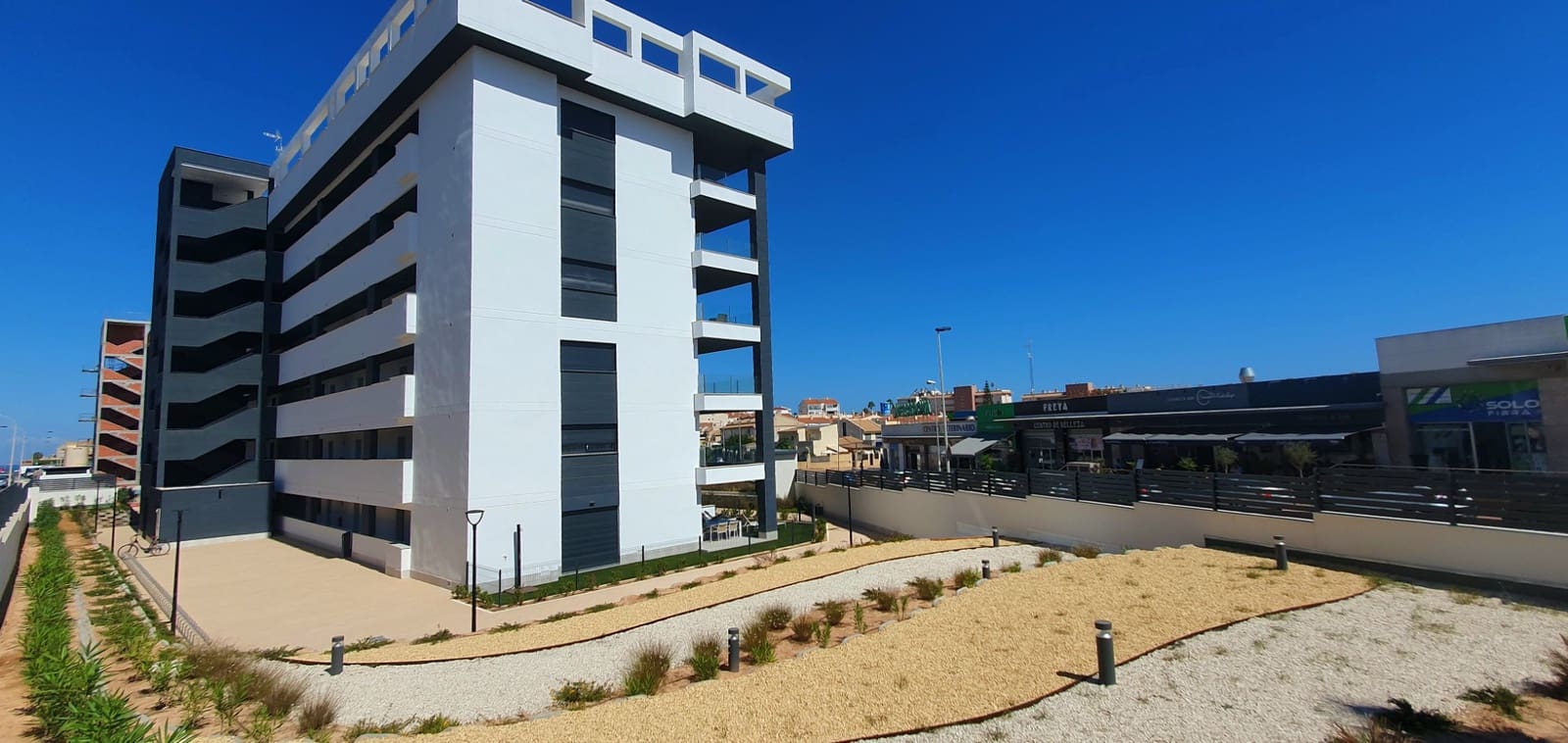 2 soverom Leilighet til salgs i Aguas Nuevas med svømmebasseng garasje - € 365 000 (Ref: 9237965)