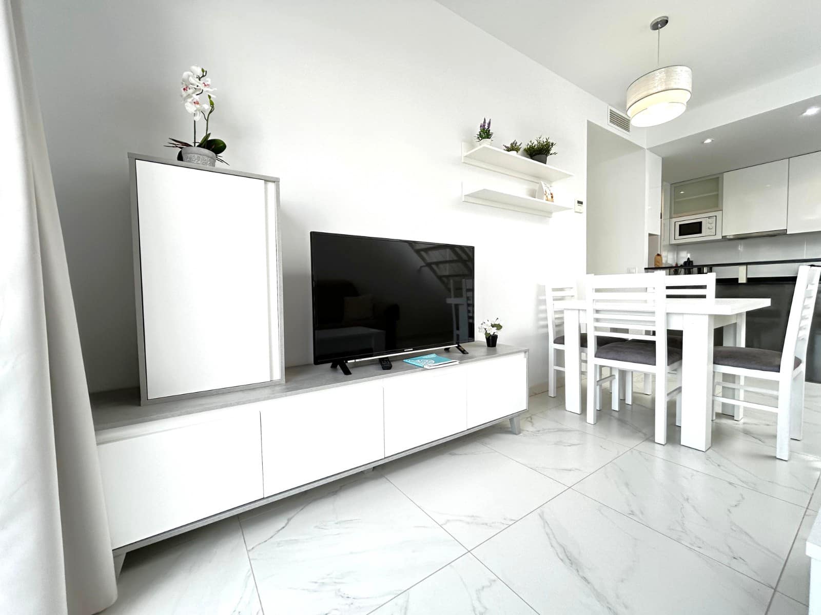 1 soverom Penthouse til salgs i San Juan de los Terreros med svømmebasseng garasje - € 175 000 (Ref: 9258189)