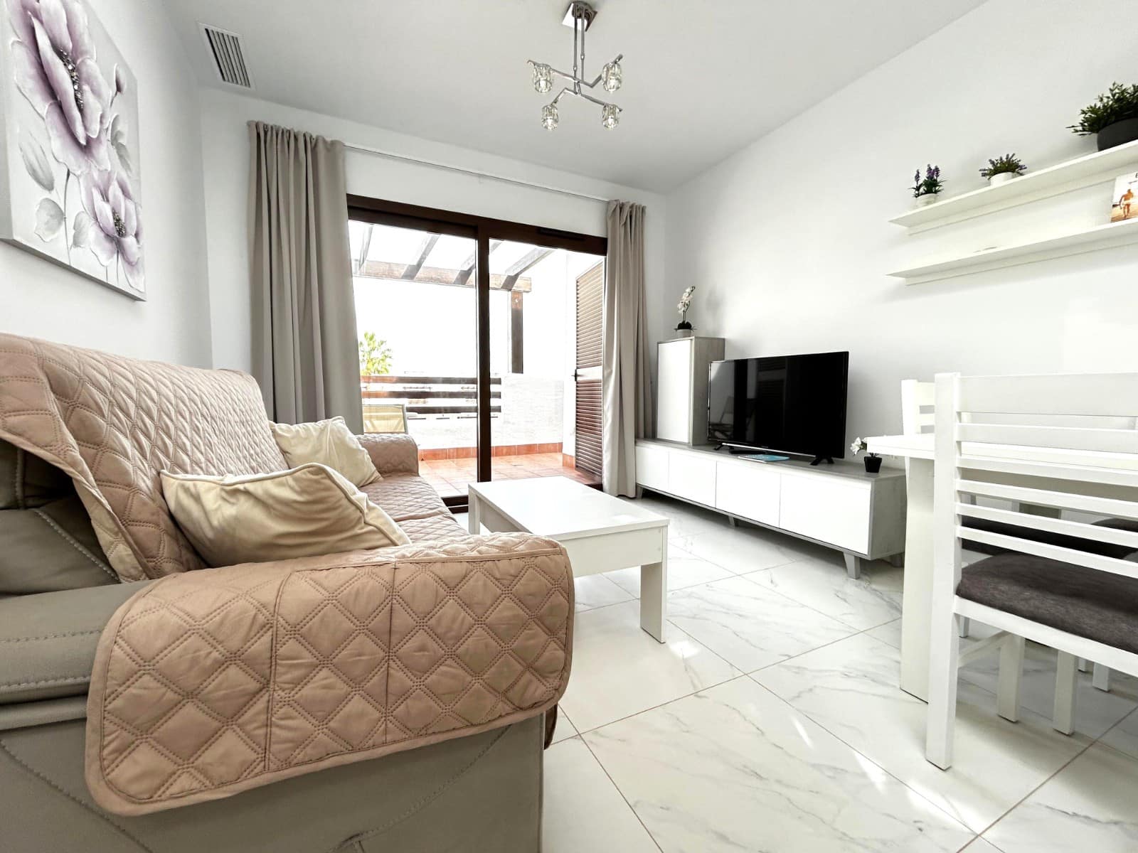 1 soverom Penthouse til salgs i San Juan de los Terreros med svømmebasseng garasje - € 175 000 (Ref: 9258189)