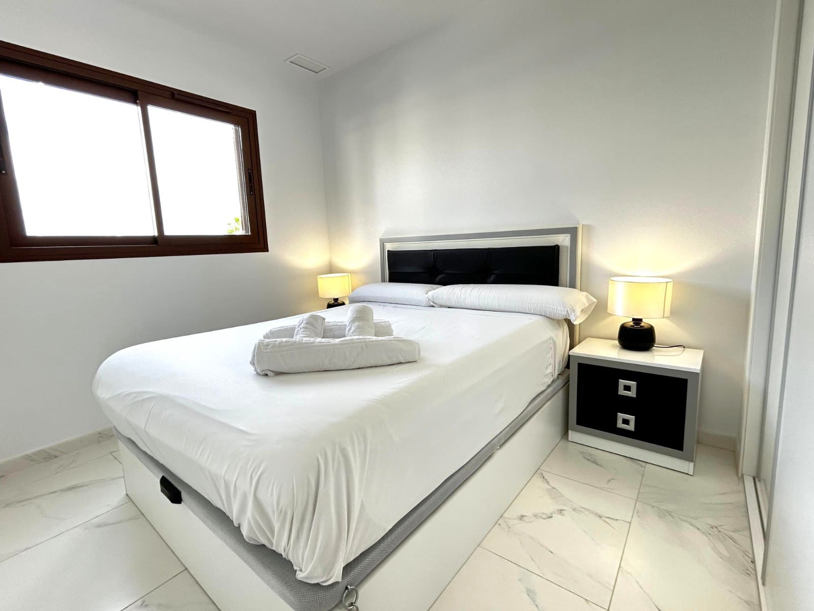 1 soverom Penthouse til salgs i San Juan de los Terreros med svømmebasseng garasje - € 175 000 (Ref: 9258189)