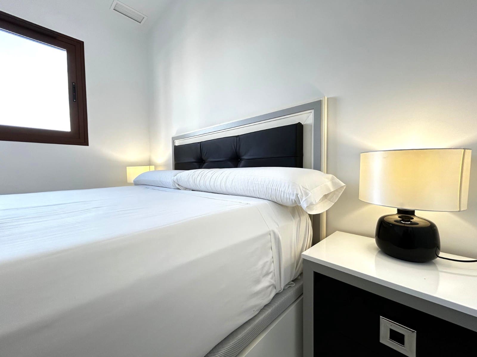 1 soverom Penthouse til salgs i San Juan de los Terreros med svømmebasseng garasje - € 175 000 (Ref: 9258189)