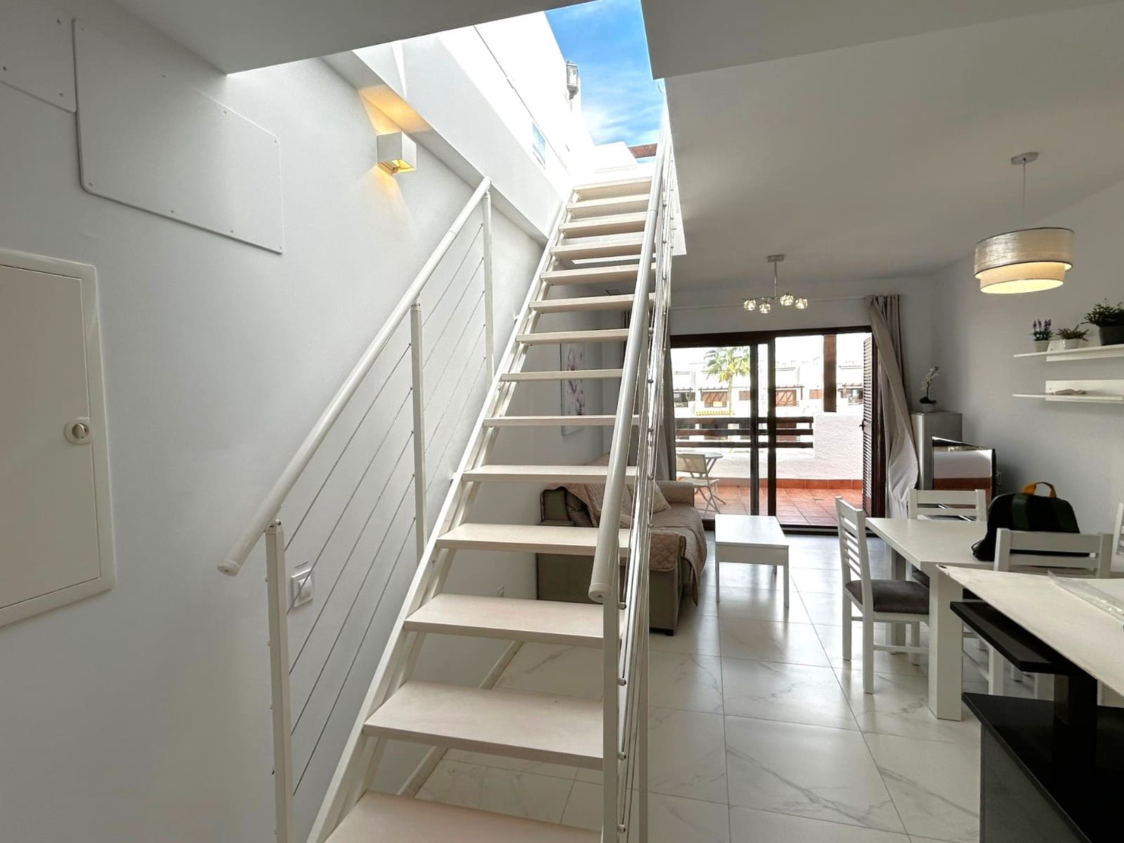 1 soverom Penthouse til salgs i San Juan de los Terreros med svømmebasseng garasje - € 175 000 (Ref: 9258189)