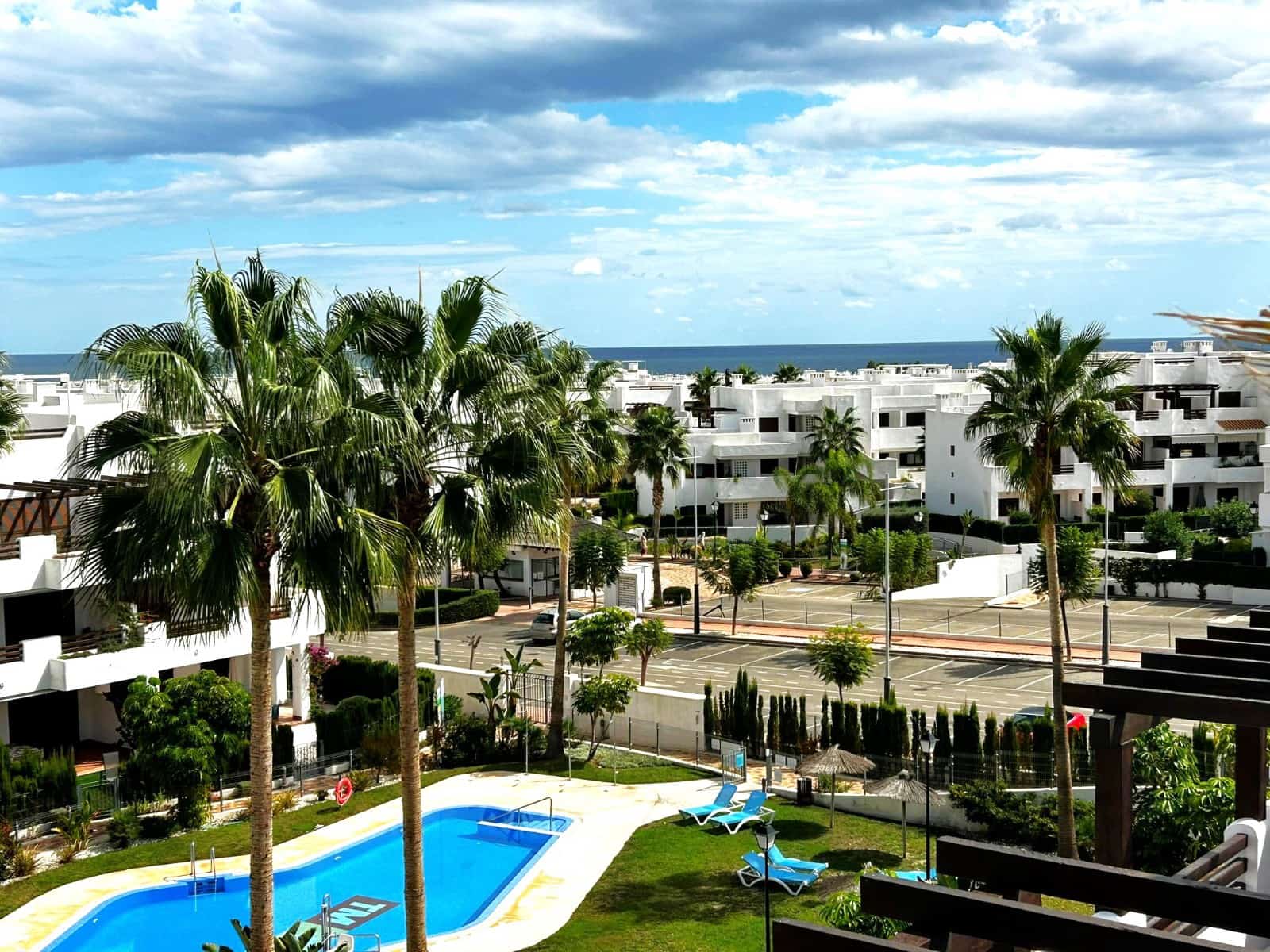 1 soverom Penthouse til salgs i San Juan de los Terreros med svømmebasseng garasje - € 175 000 (Ref: 9258189)
