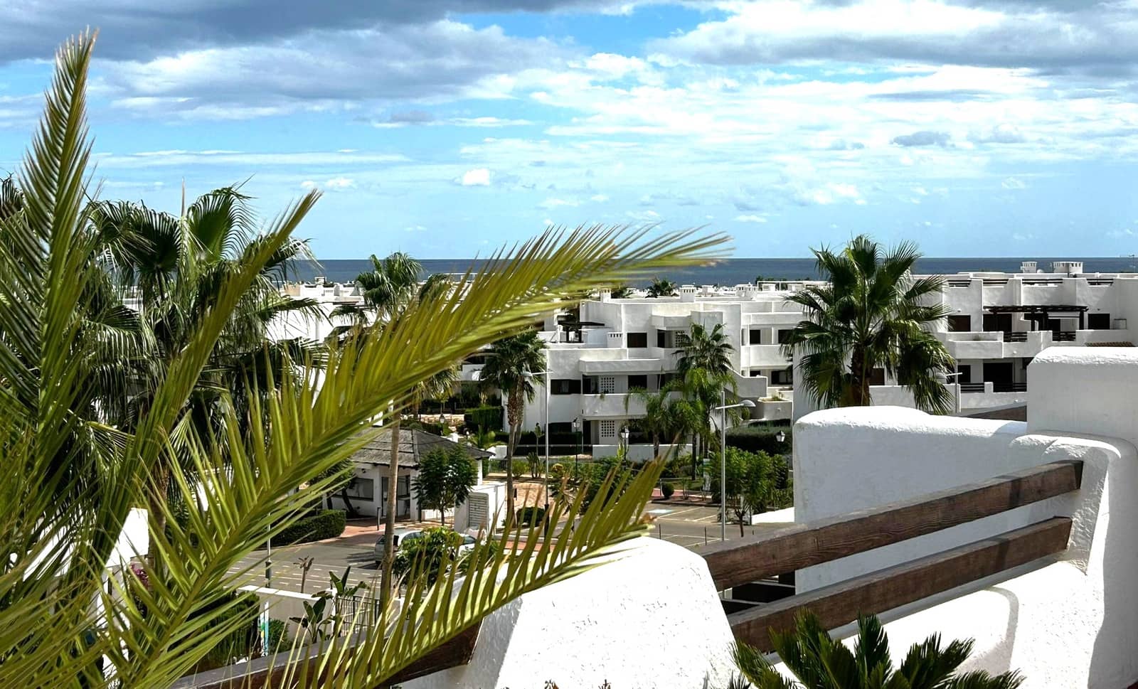 1 soverom Penthouse til salgs i San Juan de los Terreros med svømmebasseng garasje - € 175 000 (Ref: 9258189)