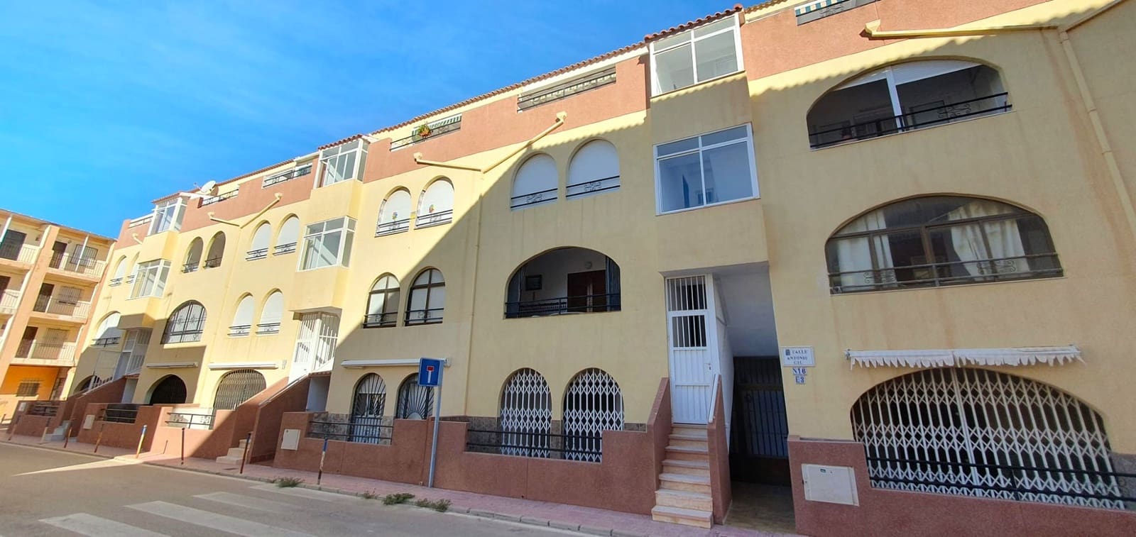 1 sovrum Takvåning till salu i Torrevieja - 120 000 € (Ref: 9343499)