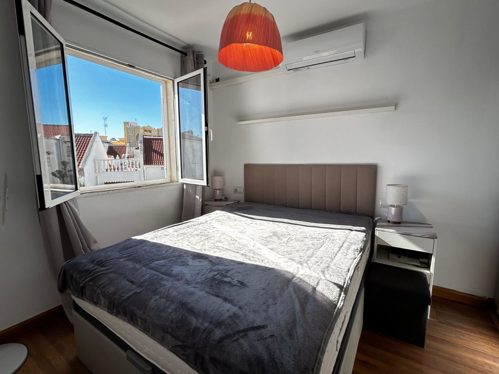 2 camera da letto Casa in vendita in Torrevieja con piscina - 175.000 € (Rif: 9425832)