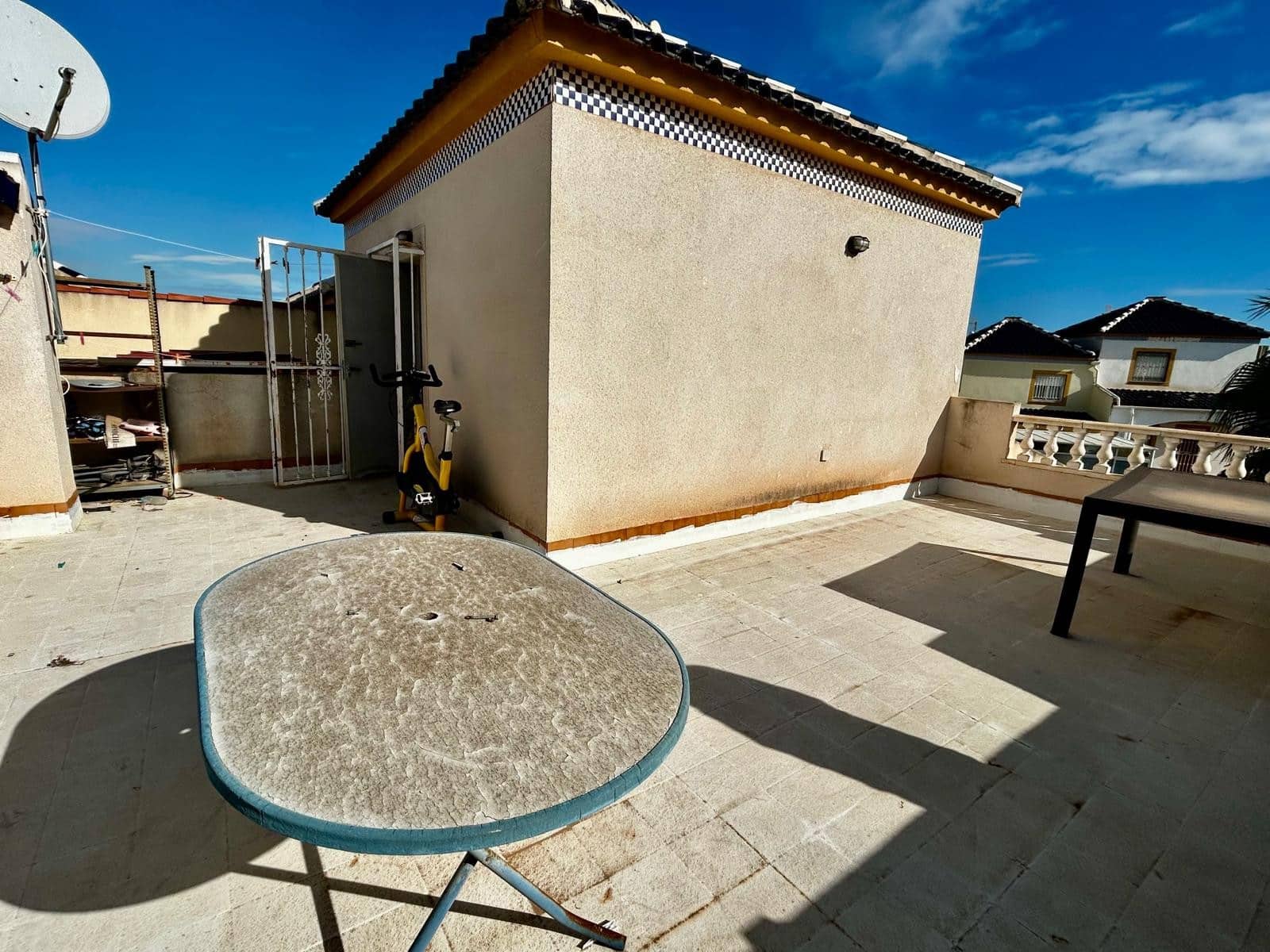 3 sypialnia Dom na sprzedaż w Los Balcones z basenem garażem - 205 000 € (Ref: 9535193)