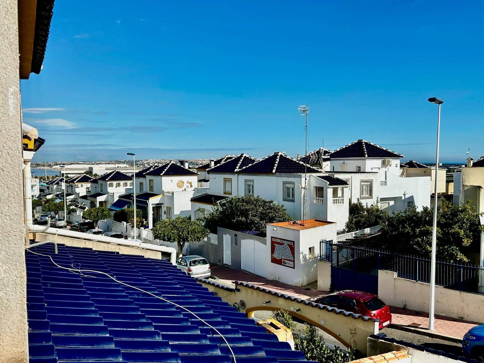 3 sypialnia Dom na sprzedaż w Los Balcones z basenem garażem - 205 000 € (Ref: 9535193)