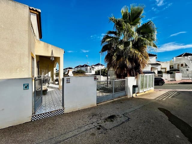 3 sypialnia Dom na sprzedaż w Los Balcones z basenem garażem - 205 000 € (Ref: 9535193)