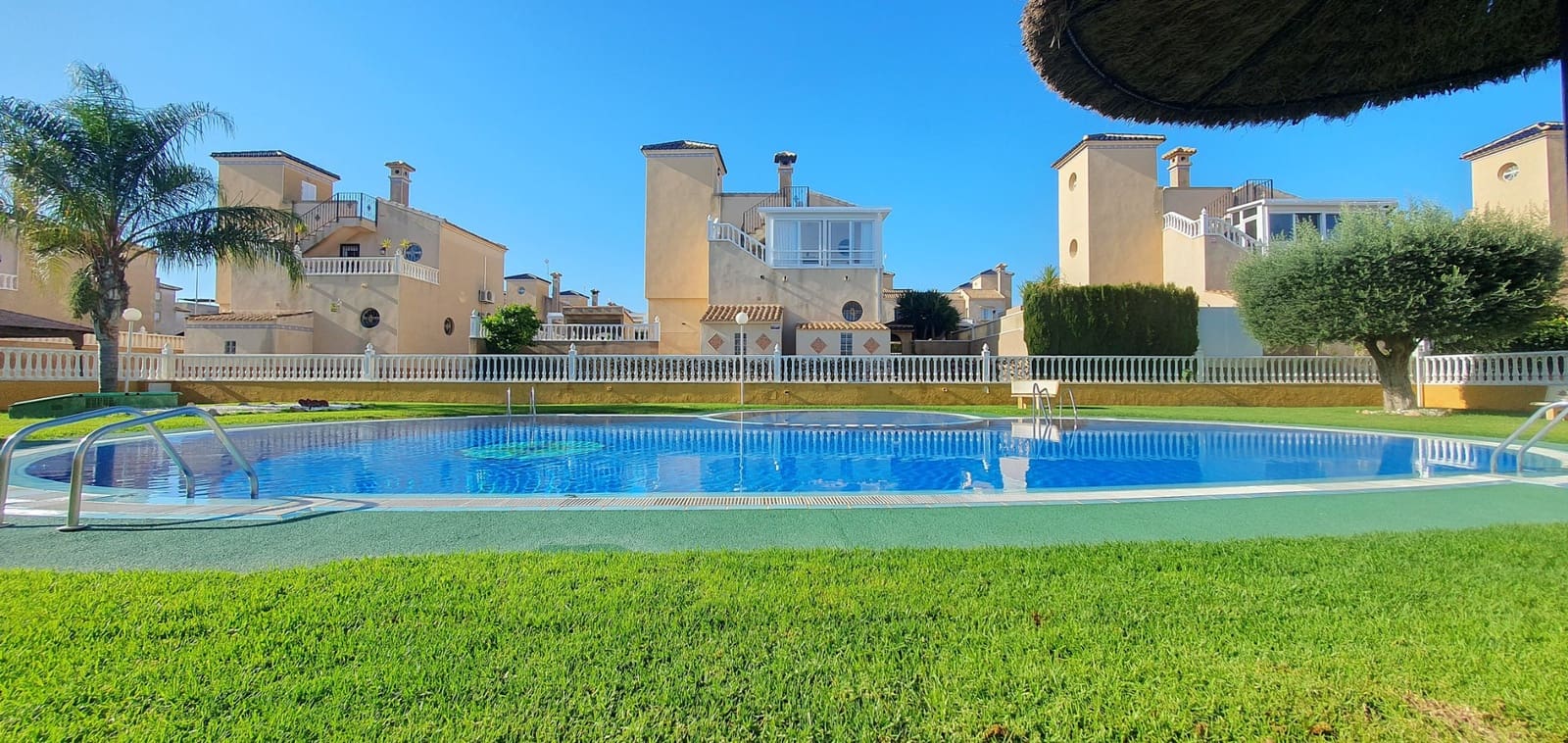 2 sypialnia Apartament na sprzedaż w Orihuela Costa z basenem - 179 000 € (Ref: 9539094)
