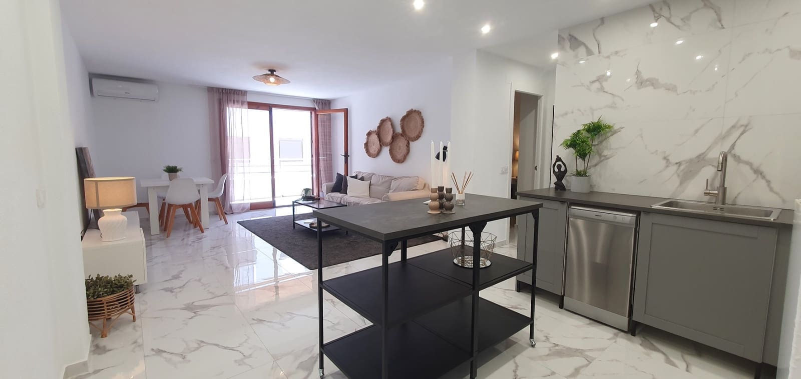 4 soverom Leilighet til salgs i Torrevieja med garasje - € 239 000 (Ref: 9626657)