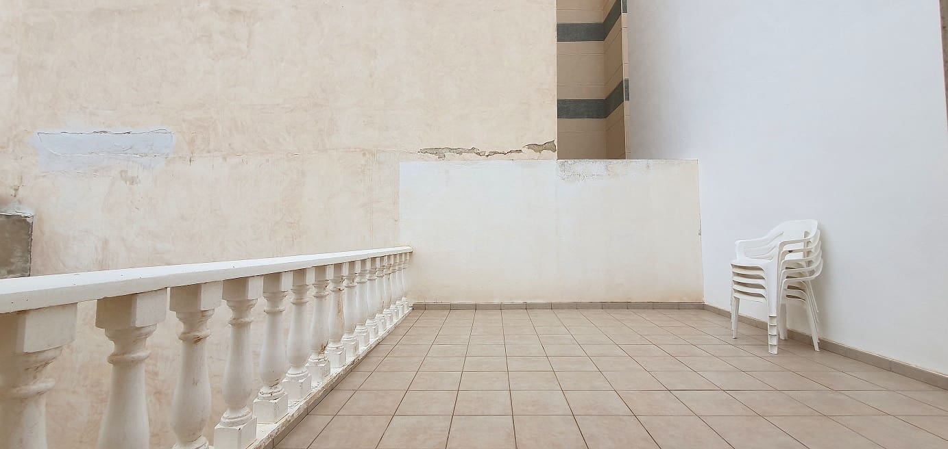 3 bedroom Apartment for sale in Torrevieja - € 160,000 (Ref: 9723552)