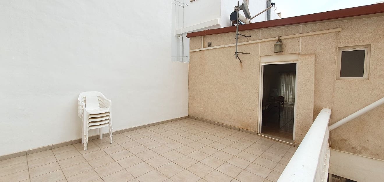 3 bedroom Apartment for sale in Torrevieja - € 160,000 (Ref: 9723552)