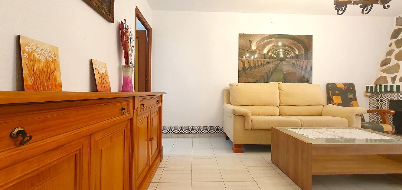 3 bedroom Apartment for sale in Torrevieja - € 160,000 (Ref: 9723552)