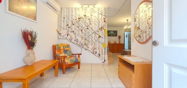 3 bedroom Apartment for sale in Avenida Habaneras - Curva de Palangre, Torrevieja - € 160,000 (Ref: 9723552)