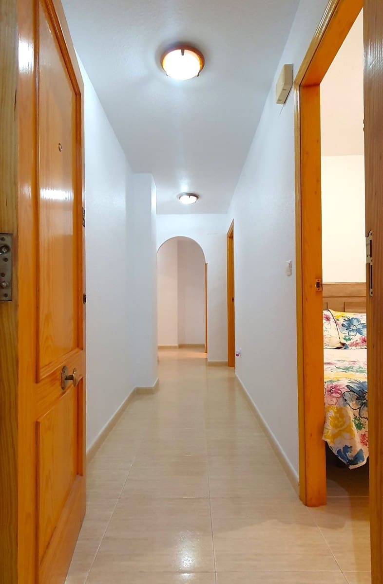 3 chambre Appartement à vendre à Torrevieja avec garage - 260 000 € (Ref: 9858728)
