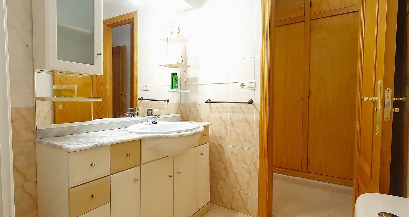 3 chambre Appartement à vendre à Torrevieja avec garage - 260 000 € (Ref: 9858728)