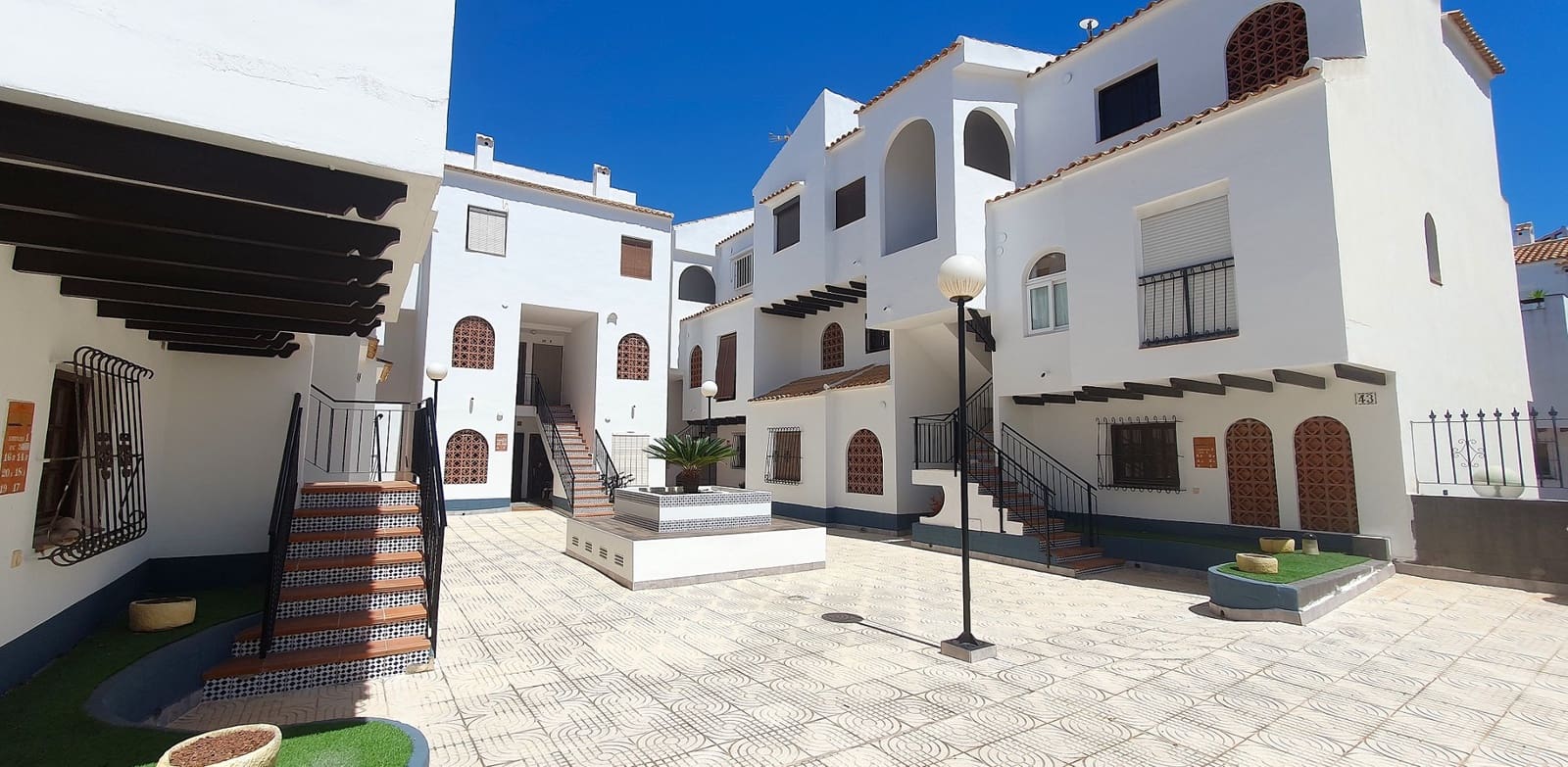 2 quarto Apartamento para venda em Torrevieja com piscina - 179 000 € (Ref: 9872752)