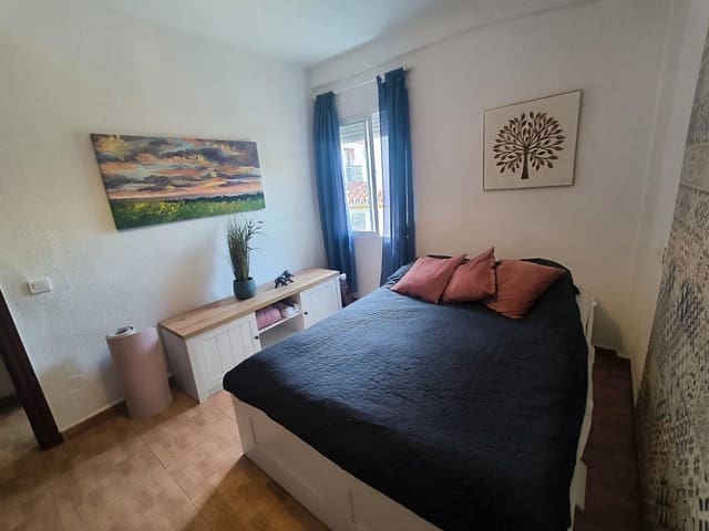 2 sovrum Lägenhet att hyra i Fuengirola - 900 € (Ref: 10062282)