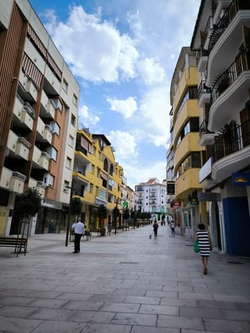 6 sypialnia Biuro do wynajęcia w Vélez-Málaga - 1 500 € (Ref: 10081246)