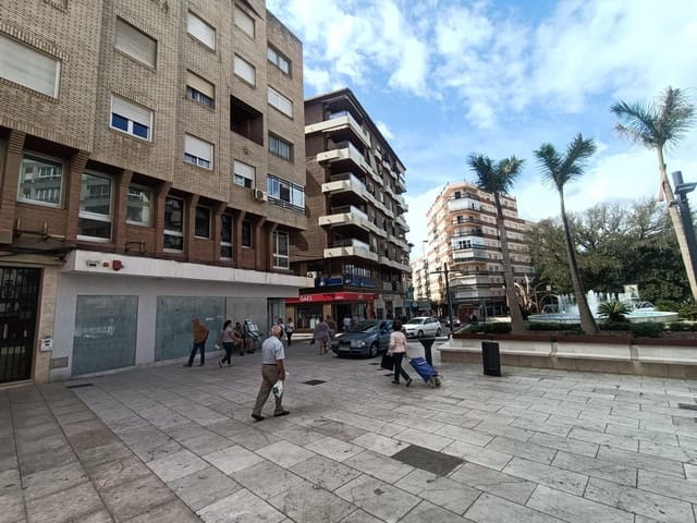 6 sypialnia Biuro do wynajęcia w Vélez-Málaga - 1 500 € (Ref: 10081246)