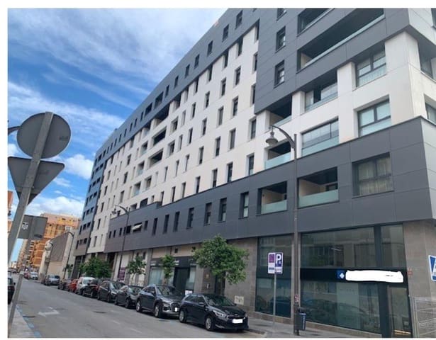 Garage til salg i Málaga by - € 39.300 (Ref: 8498824)