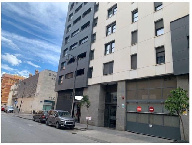 Garage til salg i Málaga by - € 39.300 (Ref: 8498824)